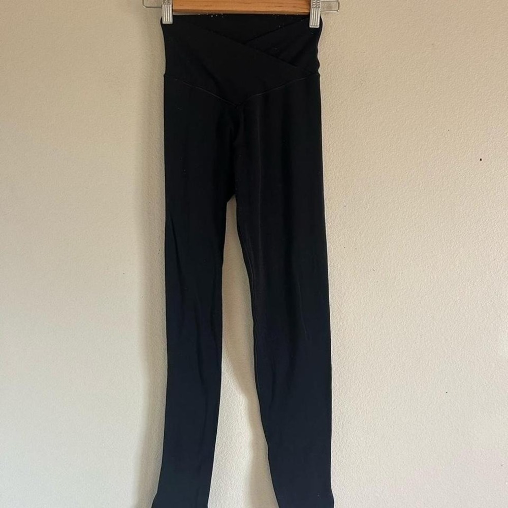Aerie Offline Real Me  Crossover 7/8 leggings medium . H-14